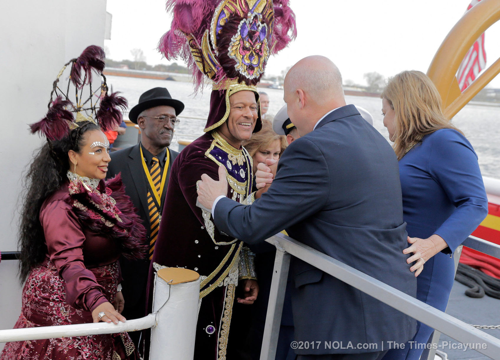 Mardi Gras 2017: Zulu and Rex arrive for Lundi Gras